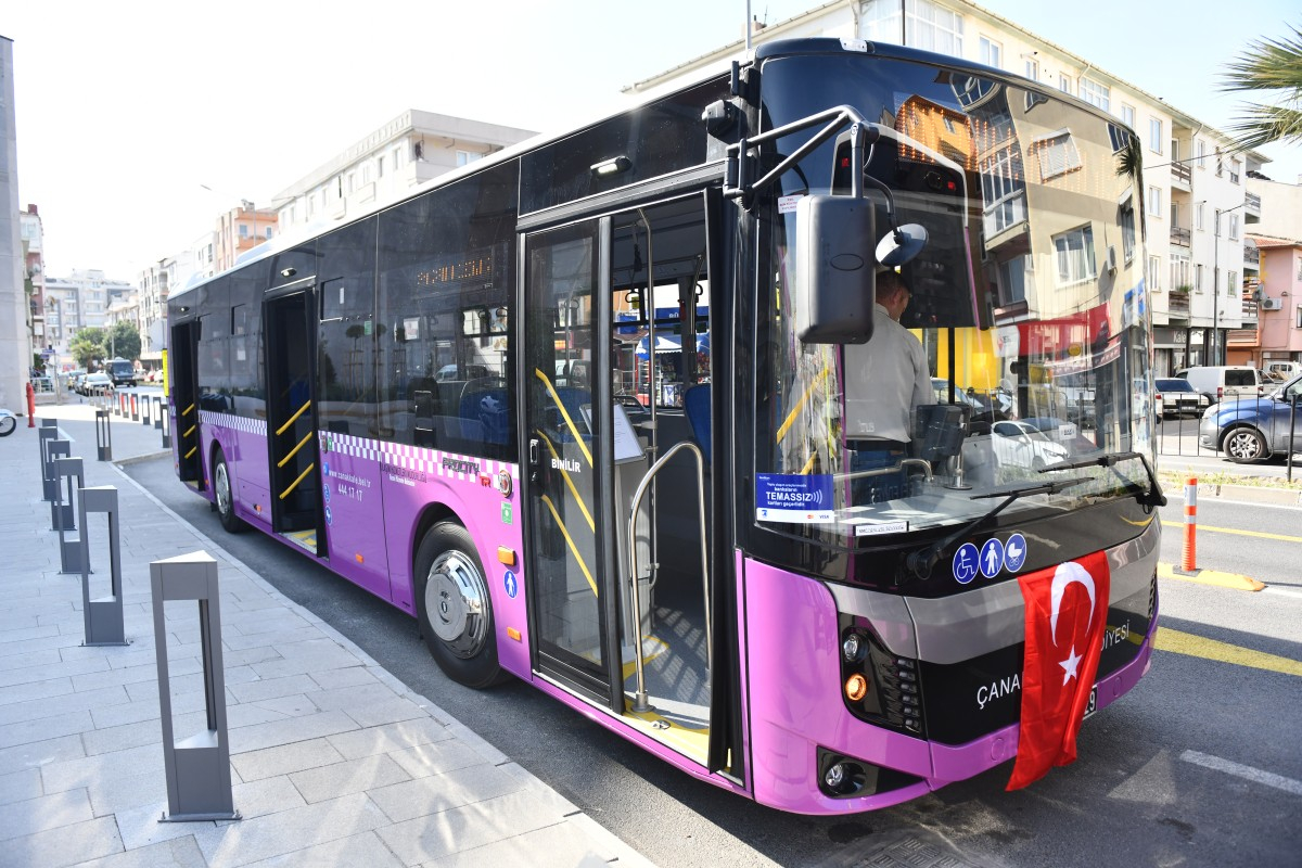 Çanakkale Belediyesi Toplu Taşıma Filosuna İki Yeni Araç Daha Ekledi